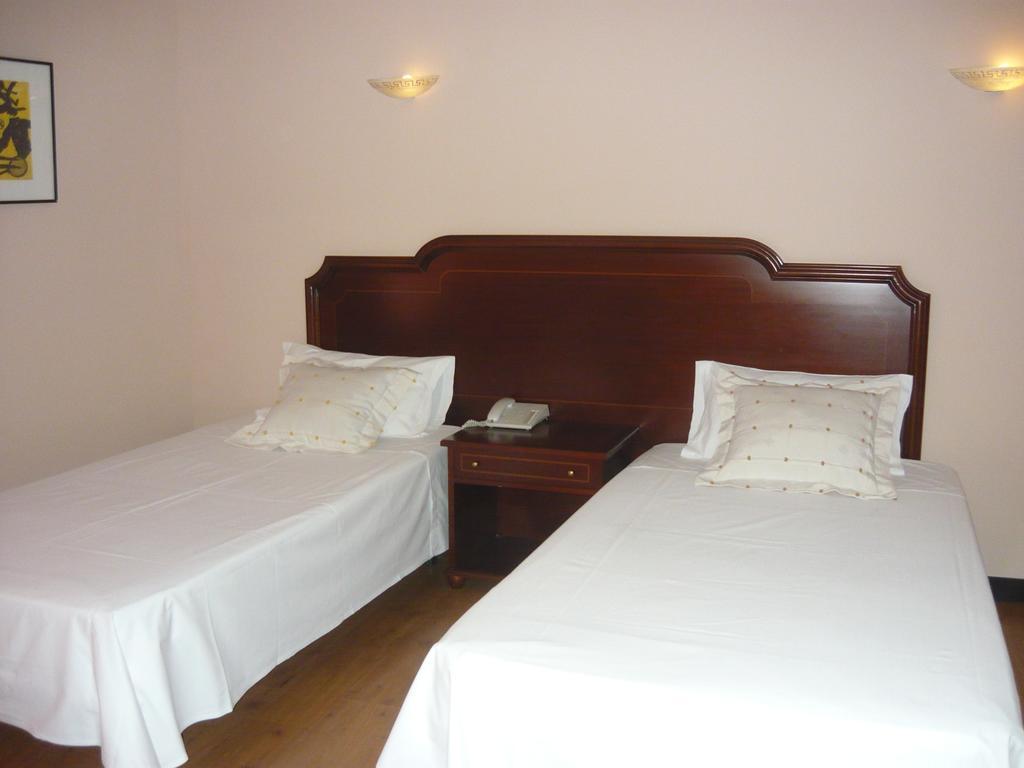 Hotel Plaza Mayor Ocana  Luaran gambar